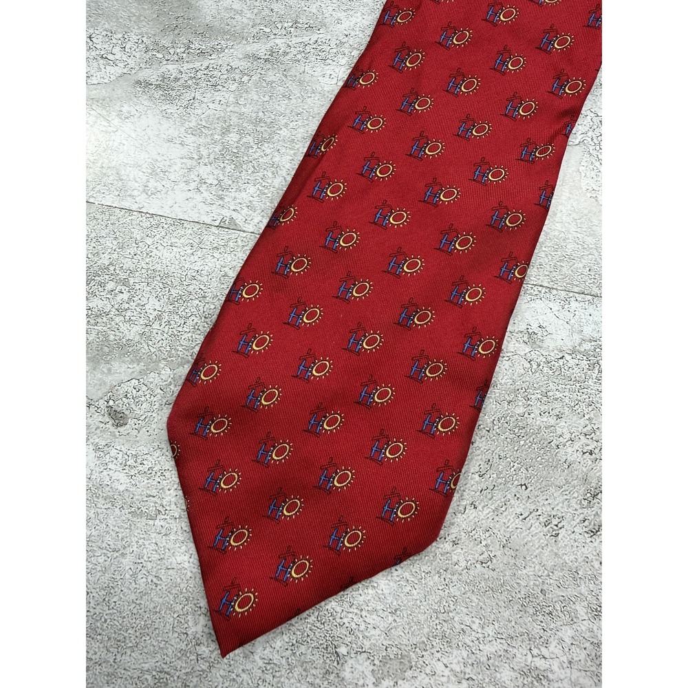 Vineyard‎ Vines Tie Mens One Size Red 100% Silk Pointed Geometric Haven For Hope